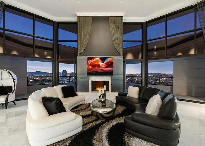 Step Inside And Rise Above The Phoenix Skyline