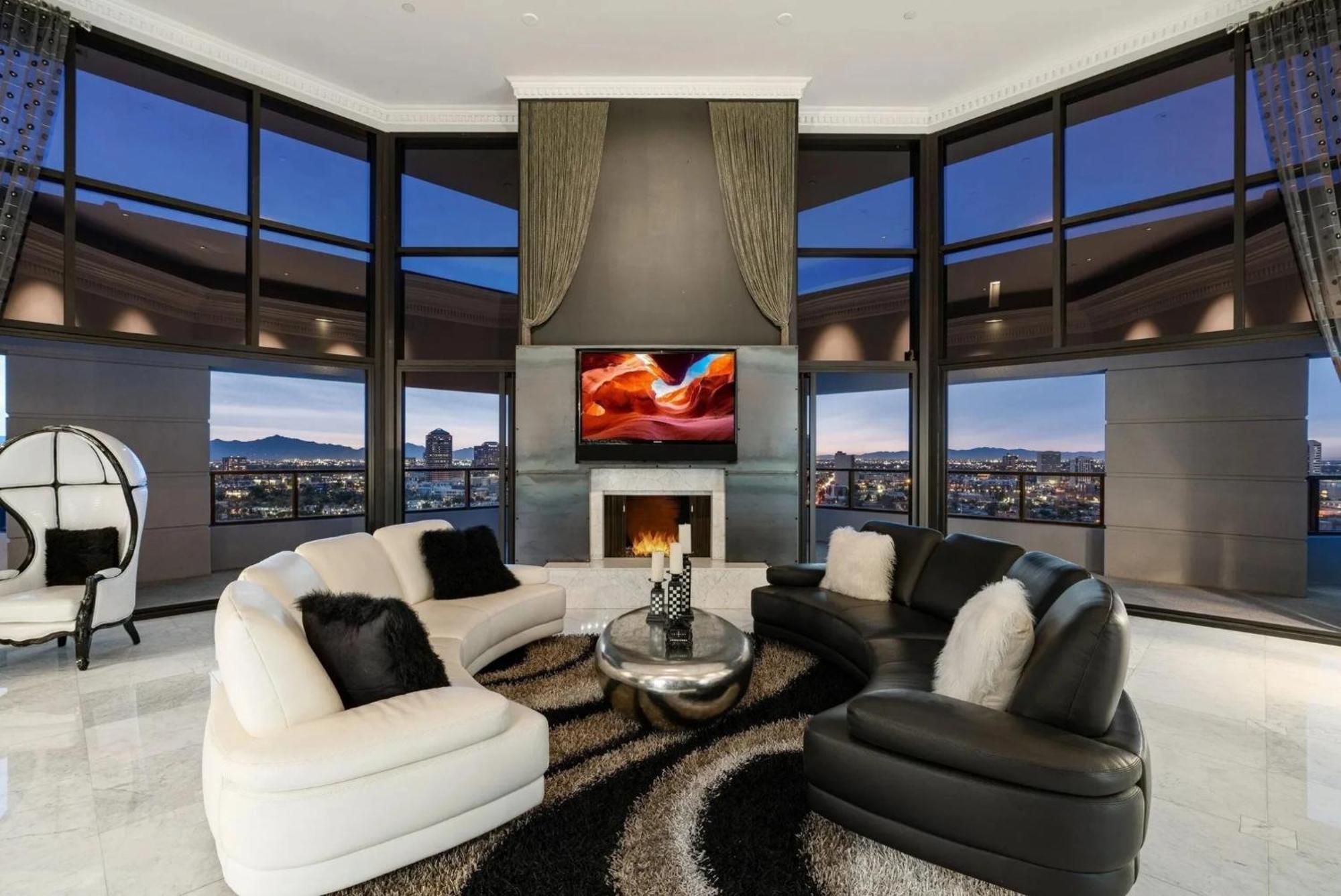 Step Inside And Rise Above The Skyline *